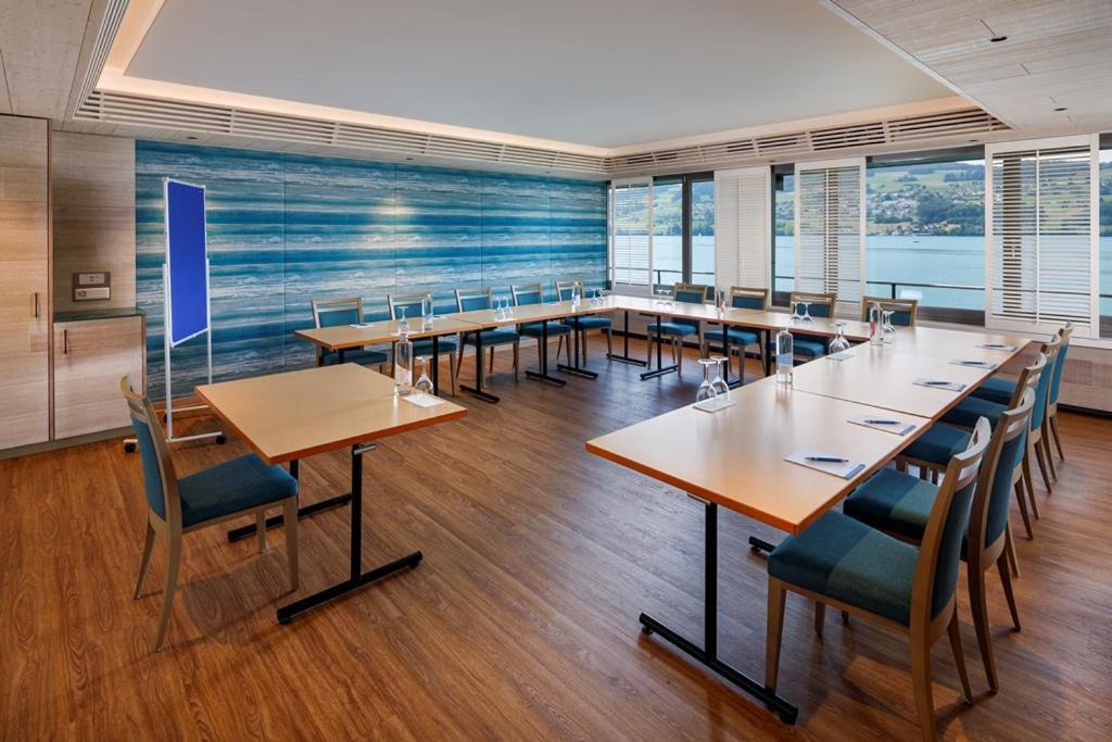 Seehotel Delphin Meisterschwanden Bagian luar foto