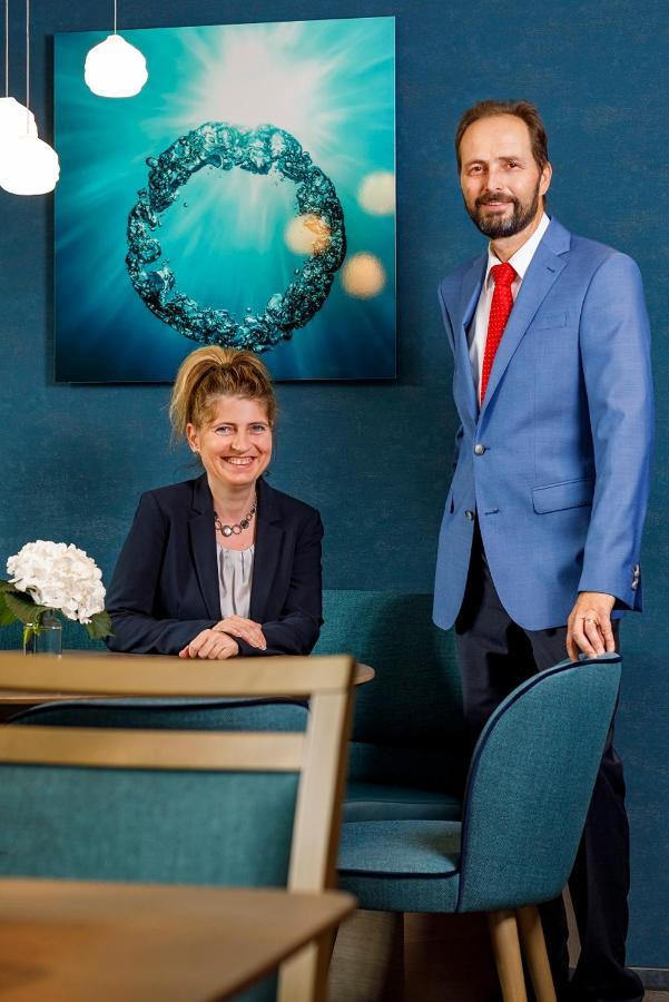 Seehotel Delphin Meisterschwanden Bagian luar foto